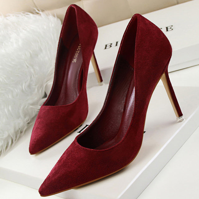 Pointed Toe Suede Pumps