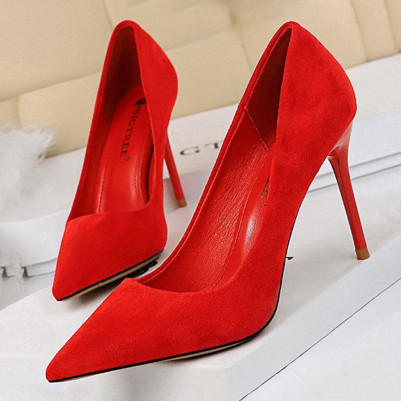 Pointed Toe Suede Pumps