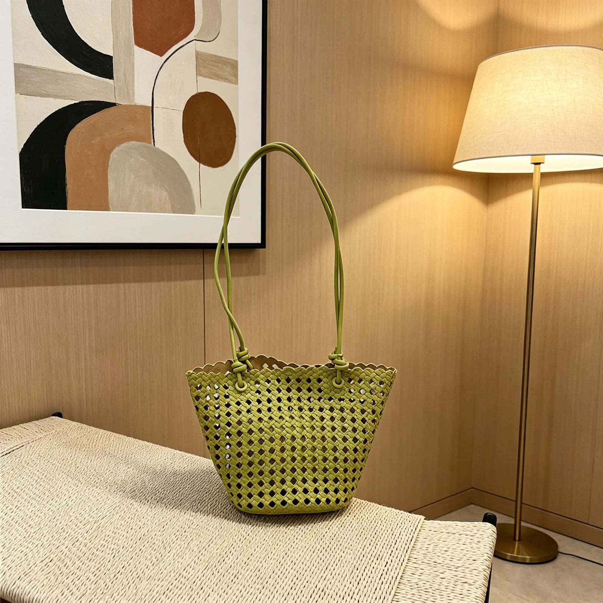 Women's handbag shoulder bag，2026New fashionable and trendy versatile niche hollow woven bag, vegetable basket bag, hand-held un