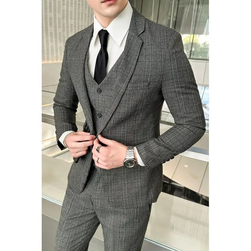 (Suit + Vest + Trousers) Quality Suit Suit Male Three-piece Korean Version of Fashion Handsome Slim Business Casual Wedding Suit