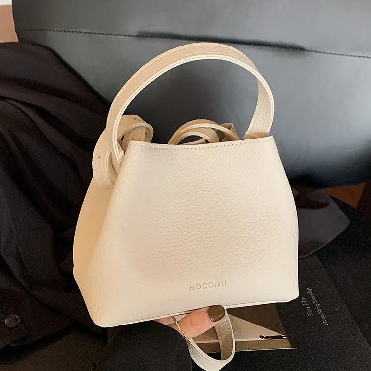Handheld bucket bag, women's fashionable small handbag, outdoor commuting crossbody bag