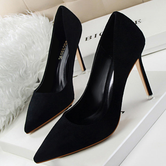 Pointed Toe Suede Pumps